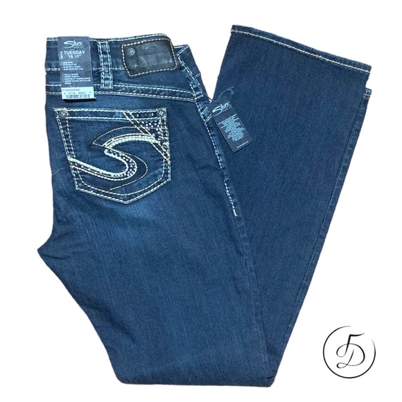 NWT Women’s Silver Jeans Tuesday 16 1/2 Size 14 Petite Runs small - Picture 2 of 14